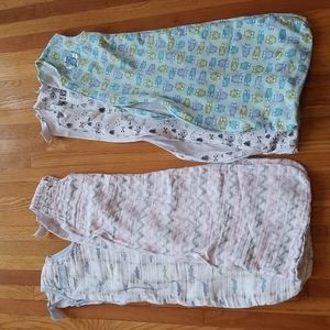 Pair of Halo Wearable Blankets, Size M
